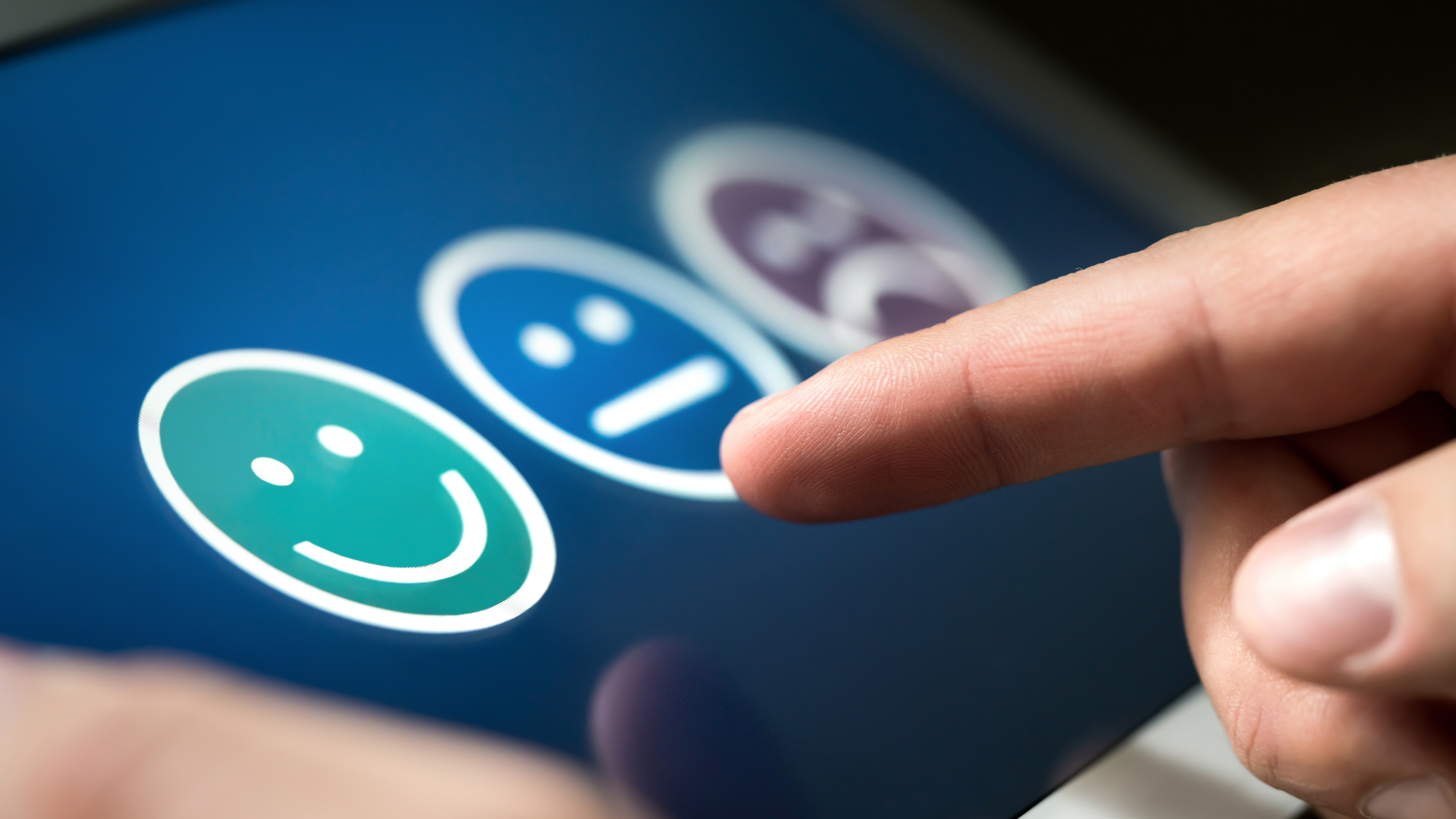 5 Cara Meningkatkan Customer Experience, Bisnis Wajib Tahu!